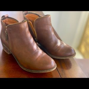 Diba Ankle boots brown color